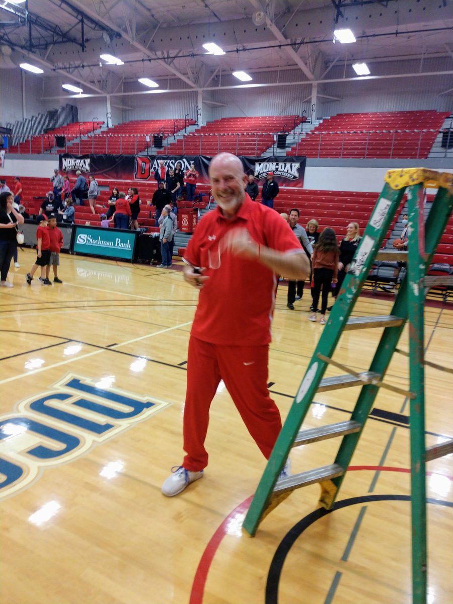 voiceofdawson's tweet photo. @DCCBucsBball going dancing! https://t.co/BiG5Pm51st