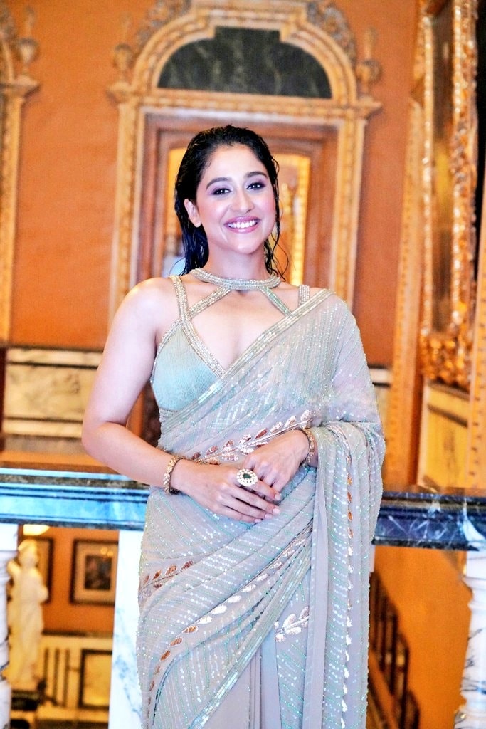 Eyq8nl-UUAAIysF?format=jpg&name=medium