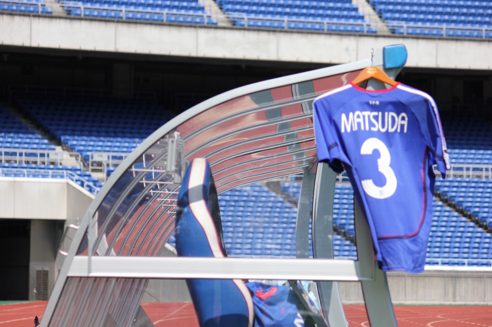 マサノスケ 1107 午前中 大人マリノスサッカースクール 有志で なんと 日産スタジアム でスペシャルマッチ 最高でした Fmarinos T Co Ivserarqhd Twitter