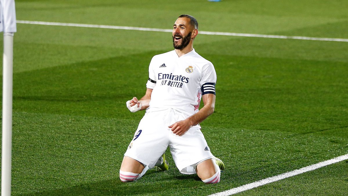 RMCsport's tweet image. 🇪🇸 "𝐷𝑒 𝑙𝑎 𝐿𝑖𝑔𝑢𝑒 1 𝑎̀ 𝑙𝑎 𝐿𝑖𝑔𝑎
𝐹𝑎𝑢𝑡 𝑞𝑢𝑒 𝑗𝑒 𝑝𝑒𝑟𝑐𝑒, 𝑡𝑟𝑎𝑛𝑠𝑝𝑒𝑟𝑐𝑒 𝑙𝑒𝑠 𝑓𝑖𝑙𝑒𝑡𝑠 𝑑𝑢 𝐵𝑎𝑟𝑐̧𝑎" 

👌 Signé 𝗞𝗕𝟵