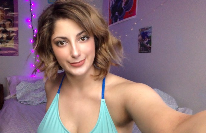 Did y&rsquo;all miss me on #Streamate? Cum hang out with me for a short stream~ Cumming back from hiatus 😘<a href="/tag/streamate"class="tags">#Streamate</a>