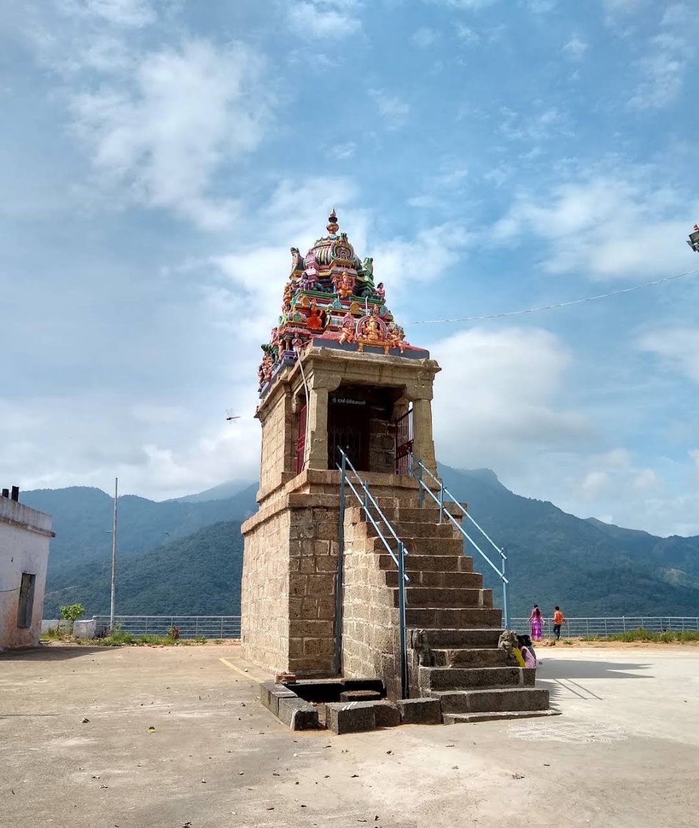 which is said to be created by Agasthiyar. It is believed that kannaki of Chilapathikaram visited here before going to Kerala. Sapthamathrukkal also worshipped Murugan here. Kanthashashti Thiruvizha is very famous here. Om MurugaMuruganukku Harohara 