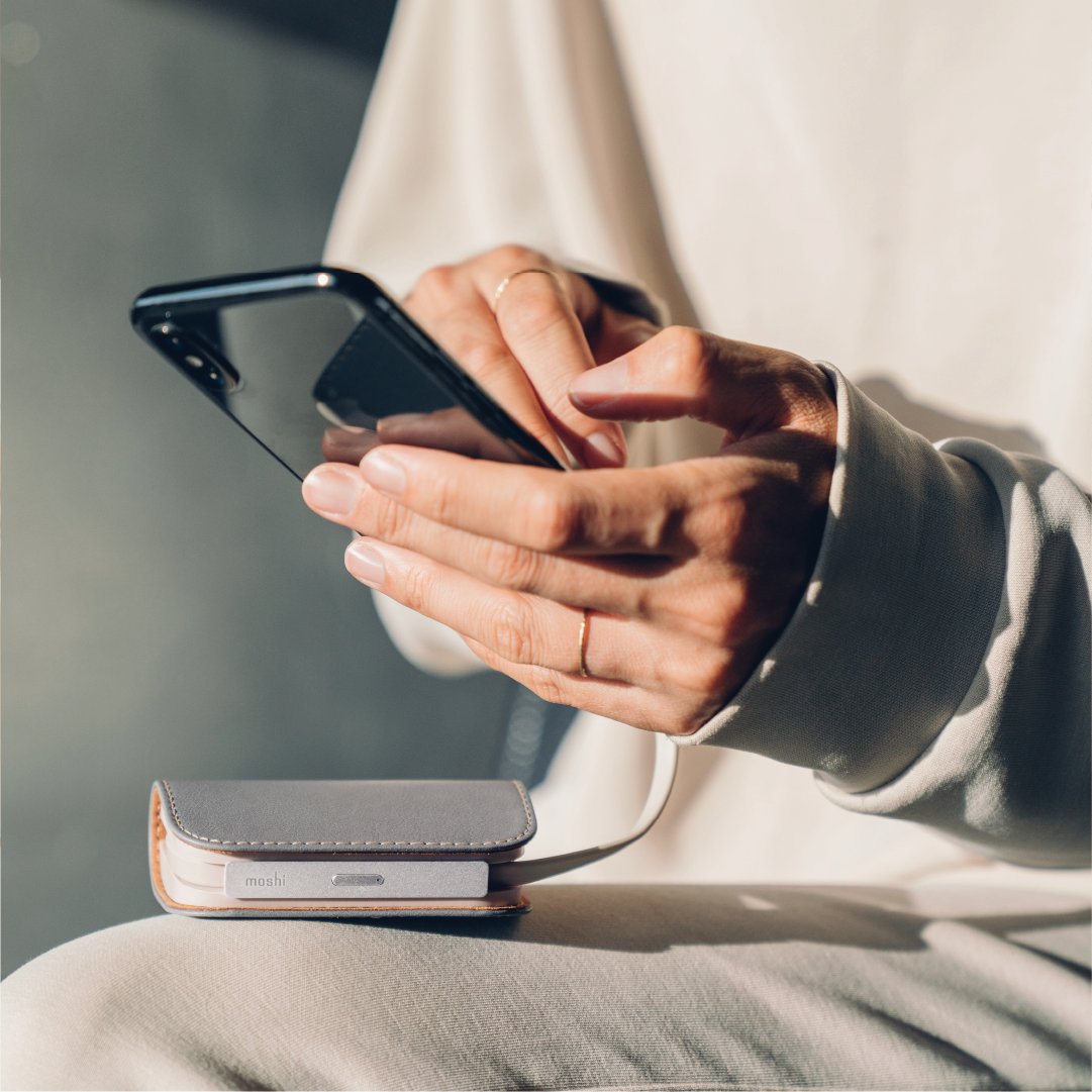 moshi_life's tweet image. Stay connected all day long with the 
BEST PORTABLE CHARGER by Independent UK 

#Moshi #IonGo #graydesign #nordicdesign #techaccessories #MyMoshiLife

Learn more: ow.ly/DJXw50EipIt