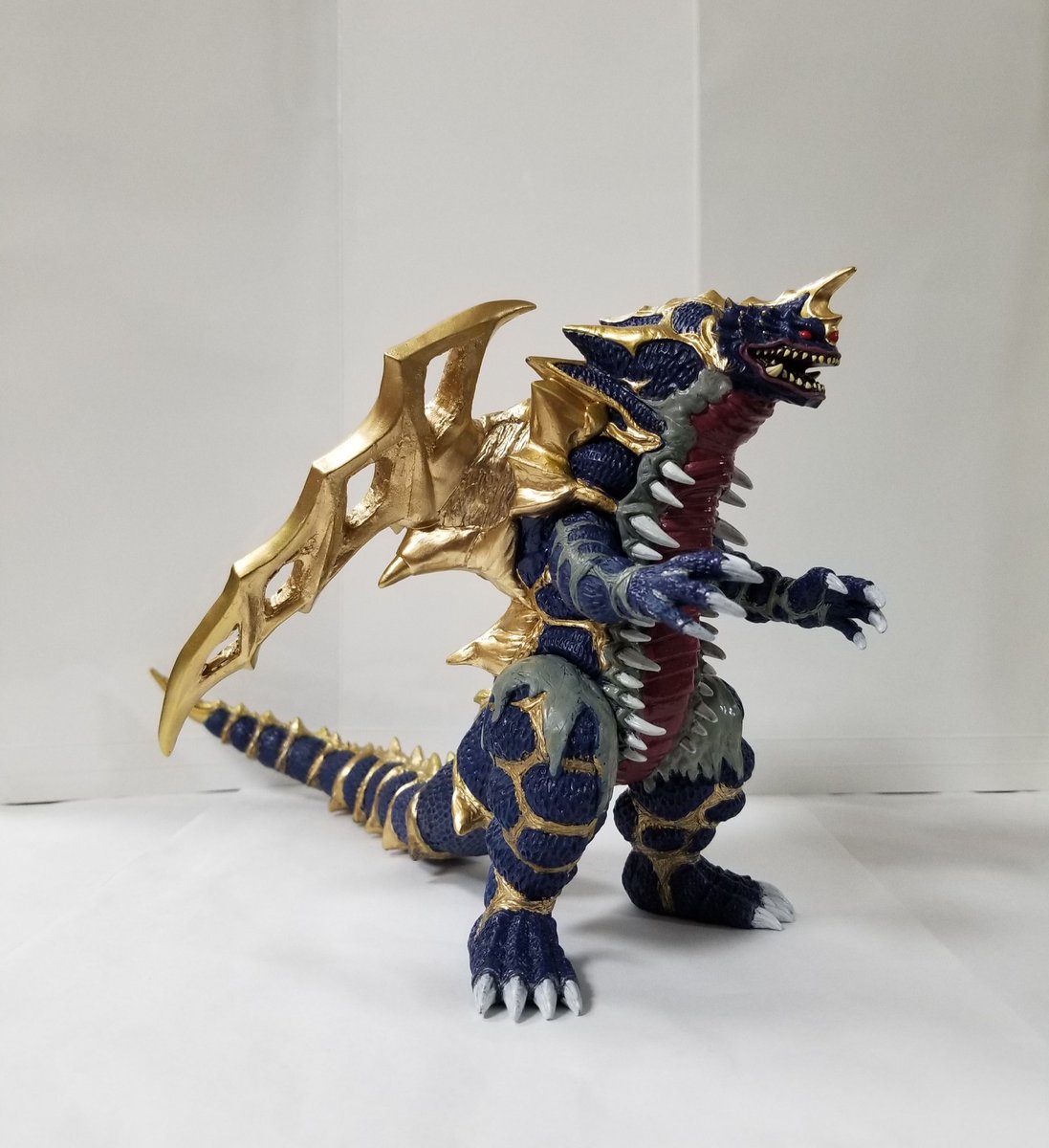 最強合体獣キングオブモンス ウルトラ怪獣DX 小改造&リペイント 塗装