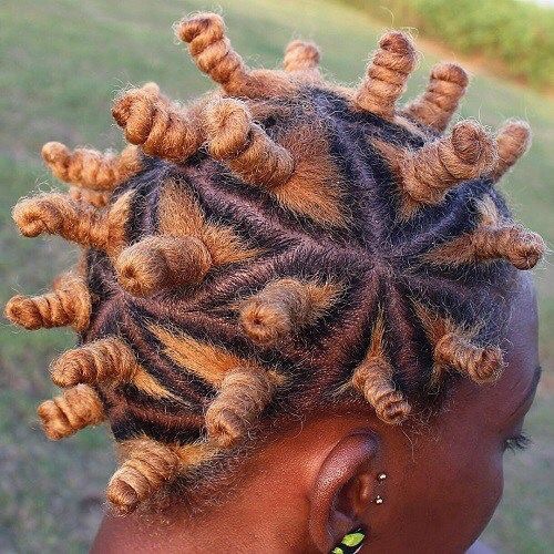 anywatsvalentine: its either weave, fro or bantu knots. no inbetween. like none pfft-