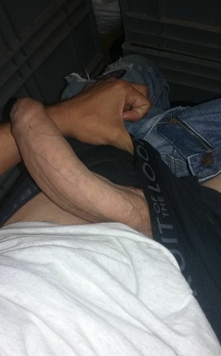 Antes de dormir 🥵🥵🍆🍆
Rt si te la comes 🤫😍
instagram.com/el_potro15?igs…