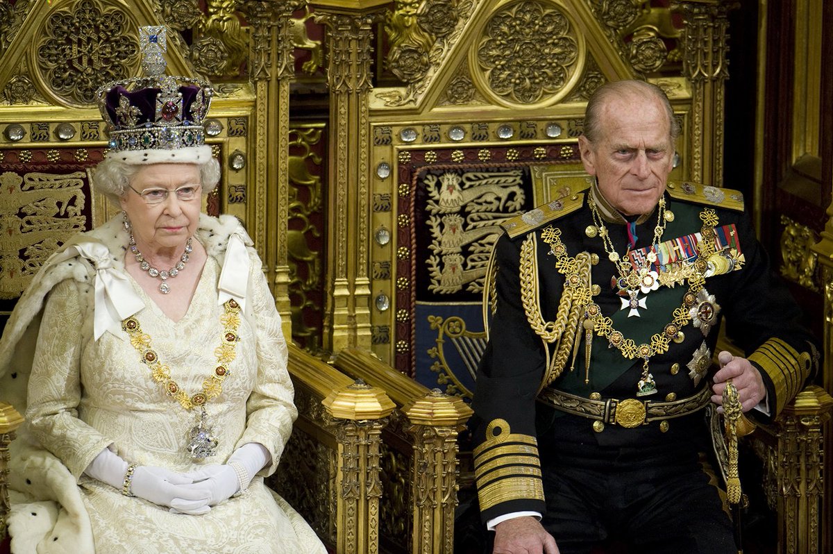 Елизавета ii (монарх). Елизавета ii 70 лет на троне праздно. Королева монарх. 70 летие королева королева великобритании. Елизавета 2 на троне.