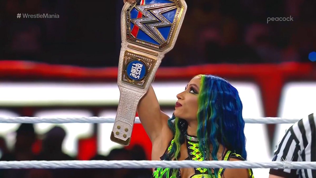 SashasTopGuy's tweet photo. Sasha Banks is the Greatest Wrestler to ever exist, and you can’t tell me any different. 💙 #WrestleMania https://t.co/0VUw0FC7XT