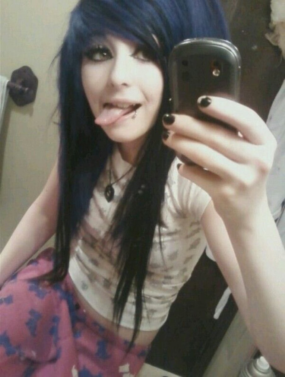 Slideshow emo cleavage.