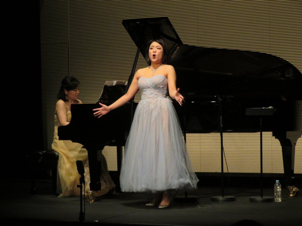 せんがわ劇場 サンデー マティネ コンサート Vol 236 ドイツ歌曲 から ヴェルディのオペラ まで歌の魅力を存分に味わえたコンサート 無事終演いたしました 声ってこんな色々な色あるんですね 森野美咲 さんこれからも大注目です 配信まだ見れ