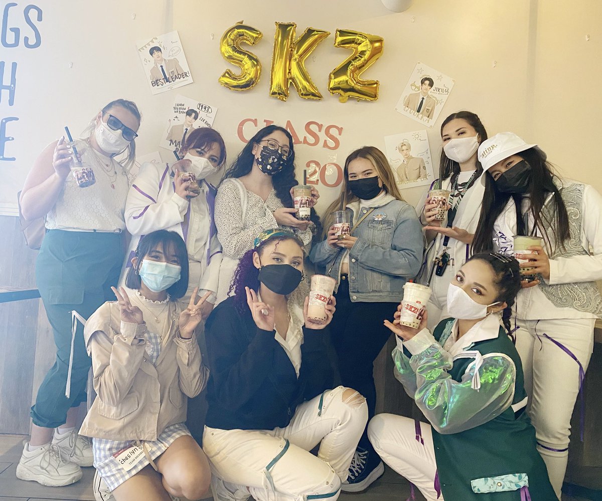 A lot of our members stopped by the <a href="/kaoticevents/">K-AOT!C Events</a> cupsleeve today!! Seeing all the cute SKZ merch makes us miss Back Door already 🥺💓