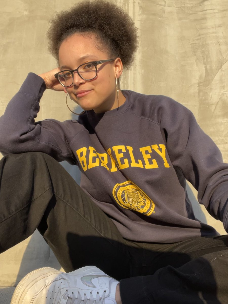 mary_likeaboss's tweet photo. IG saw it first but go bears!!! 🐻📚👩🏽‍💻🧠☕️💪🏽🌻✨hyped to share that i have accepted a funded offer to attend UC Berkeley’s Civil Engineering MS Program this fall with an emphasis in Engineering and Project Management! i will also continue my work as an engineer for Ivaldi Group💛 https://t.co/vL738j3fJD