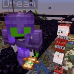 okay i’m making a long thread of dream’s minecraft skin because i miss him and i appreciate him alot /safe