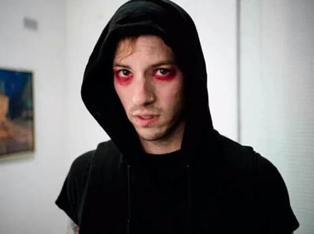 but overall, spooky is characterized by josh using the red eye makeup around his eyes. keep in mind the development of spooky was done via the clique and he wasn’t as adopted as such for a while, but i do count photos of josh with the makeup to be spooky as well.