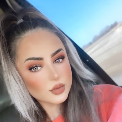kat_ya_aro's tweet photo. #NewProfilePic https://t.co/hNxXeo0A0d