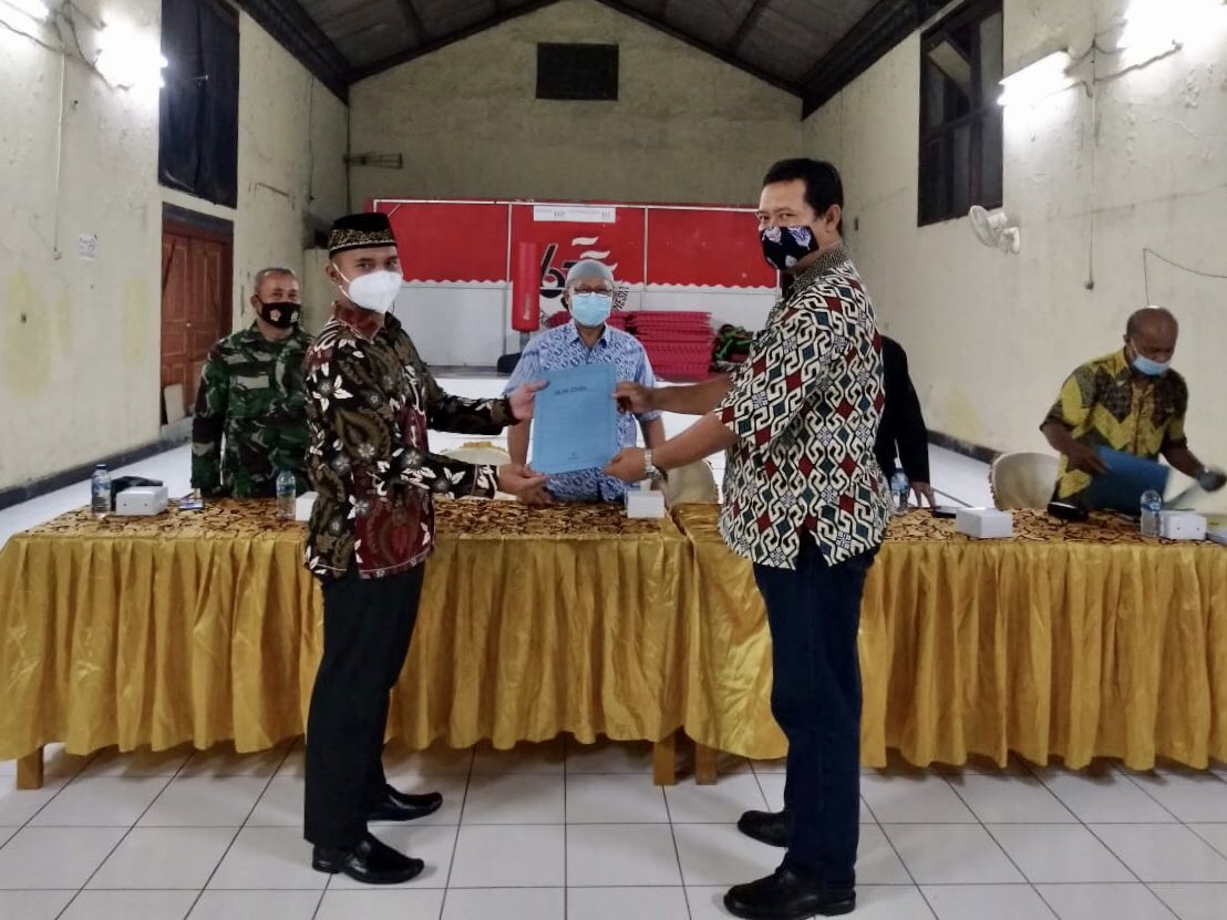 TriSaktiAnggoro's tweet photo. Pelantikan Ketua RT di Wilayah RW02, Kel. Pasir Gunung Selatan. Selamat Bertugas bagi para Ketua RT yang sudah dilantik 🙏🏻 https://t.co/MR9wGKSe36