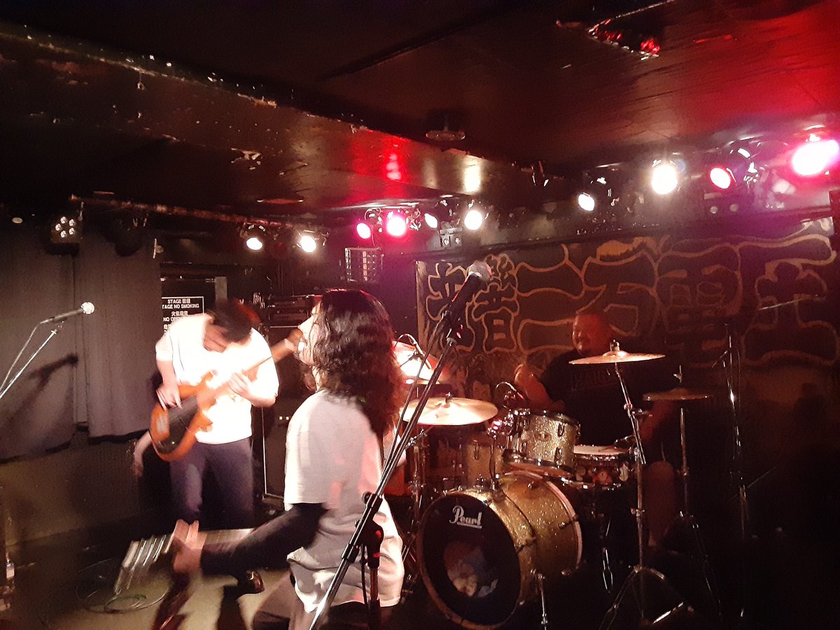 kaimmentai's tweet photo. 酔っ払ってたからブレブレですが
昨日の一幕①
#MidCurvedTrain
#Axeguillotinedrivers
#is
#ZenithAngle
#CityHeavenVol1 https://t.co/IOTnVgQhxo