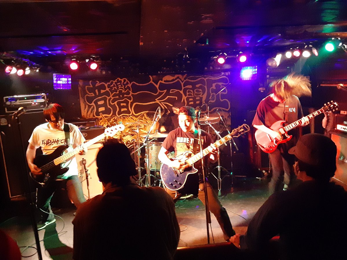 kaimmentai's tweet photo. 酔っ払ってたからブレブレですが
昨日の一幕①
#MidCurvedTrain
#Axeguillotinedrivers
#is
#ZenithAngle
#CityHeavenVol1 https://t.co/IOTnVgQhxo