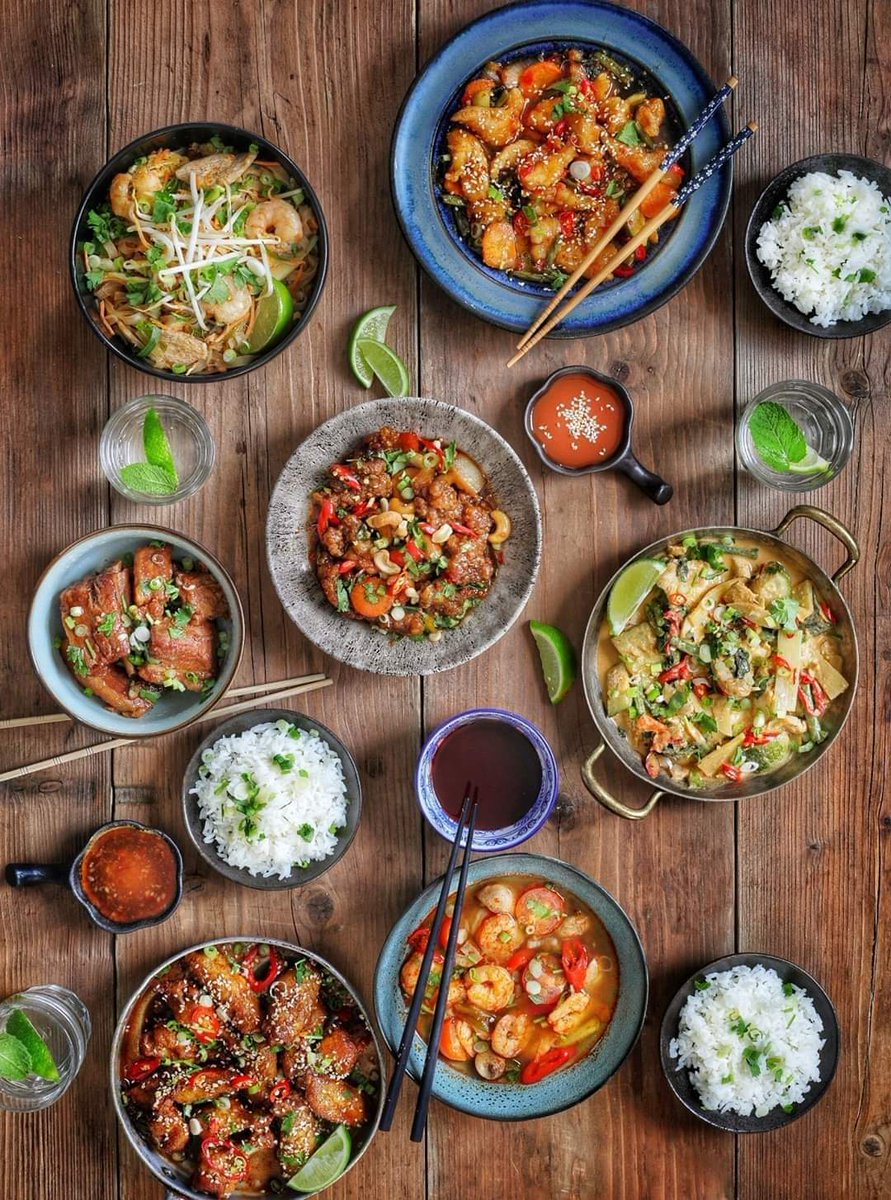 **TONIGHT FOR ONE NIGHT ONLY**

Any Main + Soft Drink + Prawn Crackers = €10.95

neon17.ie