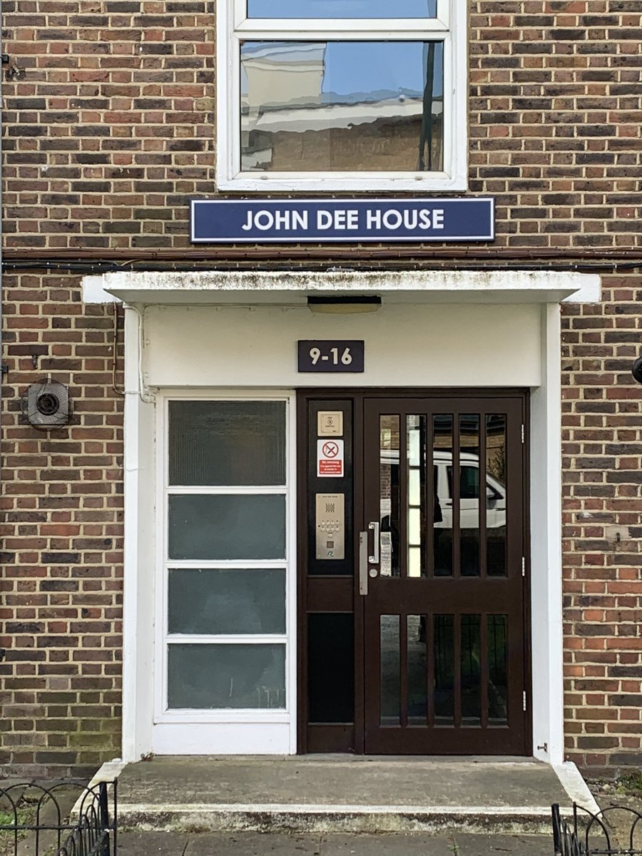 John Dee House in Mortlake stands on what was once the Thames-side house of Dr John Dee, scholar, occultist, astrologer, advisor to Elizabeth I, & inventor of the phrase ‘British Empire’. Dee owned one of the largest libraries in the whole of England. It seems a long time ago.