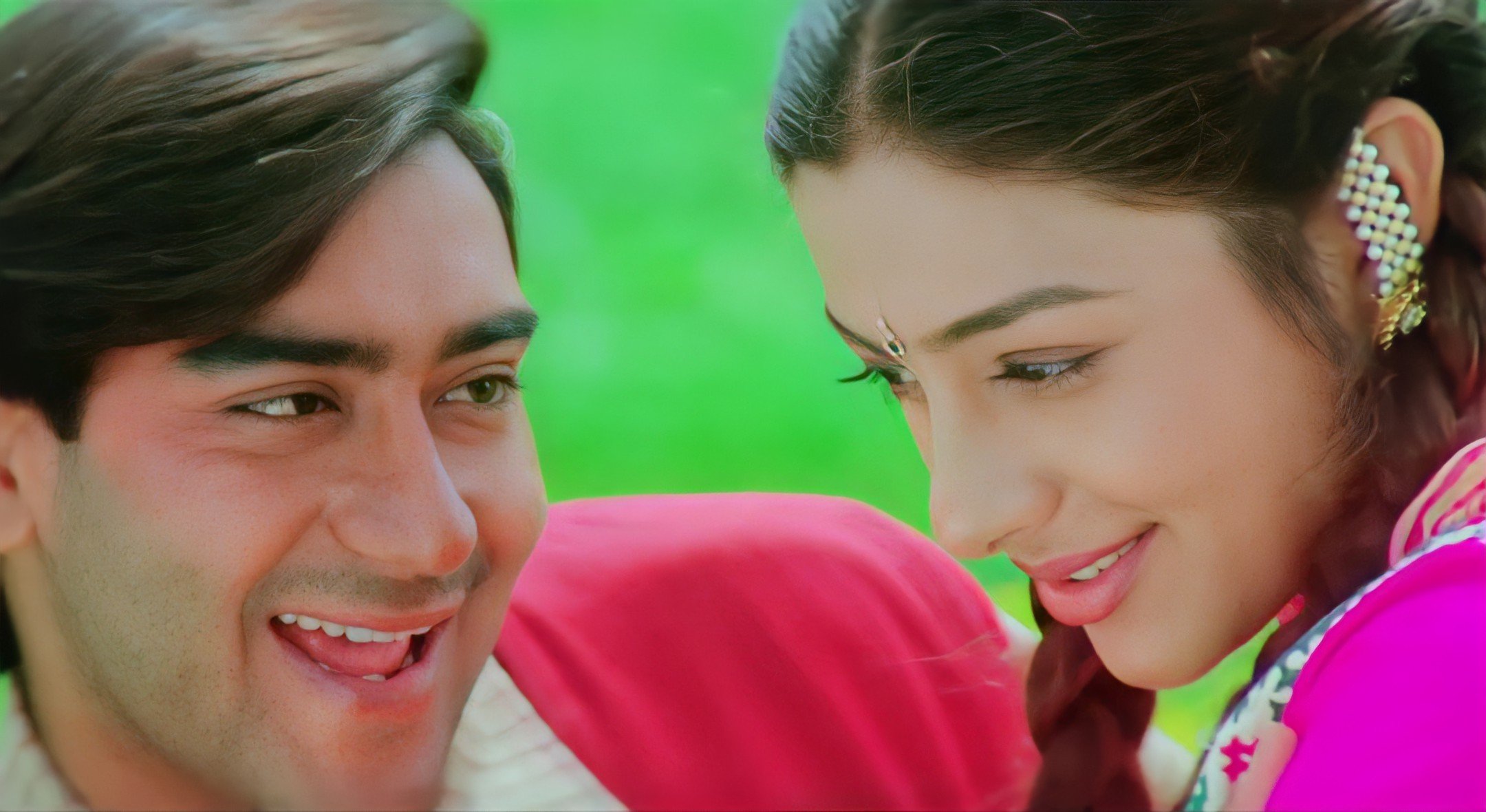 Ajay Devgn Planet on X: "Old pics! AJAY DEVGN and TABU in HAQEEQAT! 🖤  https://t.co/taLMyD0Agz" / X