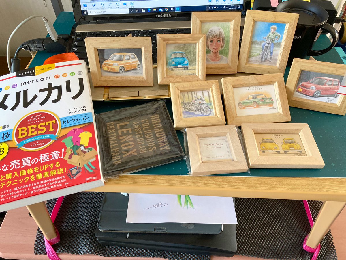 シン 放出に向け準備中 だが しかし 来週から新教室が始まったりあんな依頼やこんな仕事があって進まぬ ミニ原画の価格はどのくらいにすればよいのやら ミニ原画 イラスト アナログ 色鉛筆