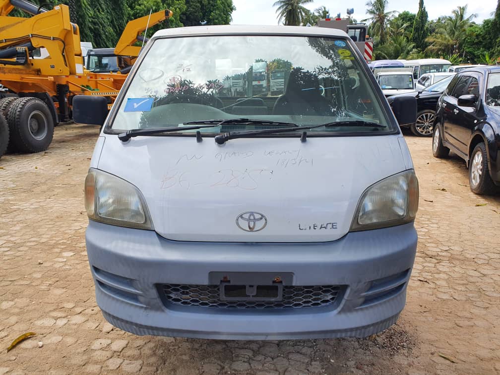 mangiipesa's tweet photo. Msimu wa mavuno huu hapa bado mita chache tu mzigo uaze kutoka mashamban kuja mjini
🚨NEWARRIVAL 🚨
GARI ipo SHOWROOM
TOYOTA LITEACE
#CHASSISNUMBER
2003
CC1790
MANUAL
ENGINE 7K
🔥INJECTION
WHITE COLOR
1TON KG1,000
20,500,000+USAJILI
Call 0768282694
Kindly retweet https://t.co/pXakRpp2QO