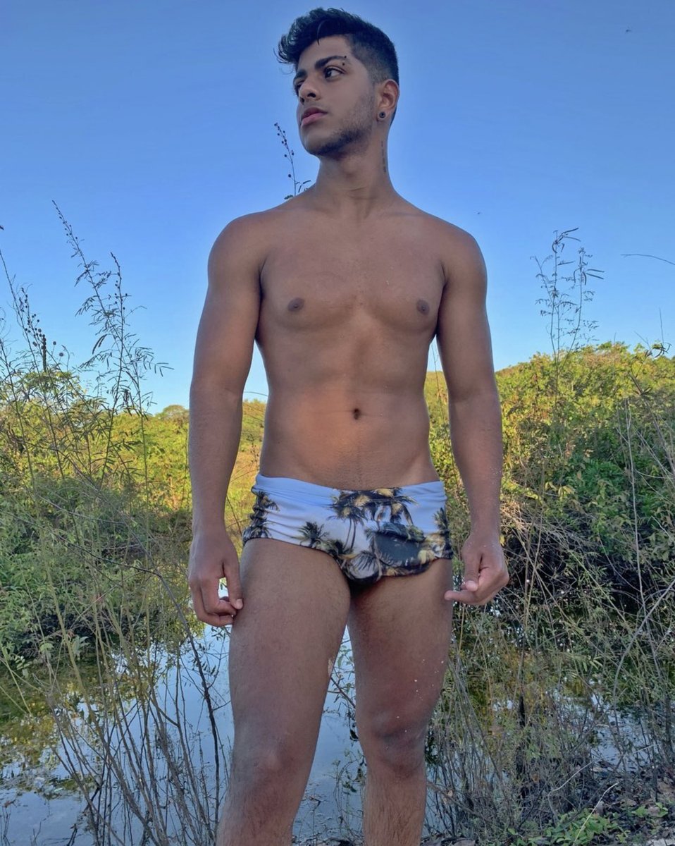 MeajudaQ's tweet photo. Um pouco do Marcio Mendes para vcs 🍆🔞😈 

@nudesdeheteros4 @Nudeshe18 @NudesDosHeteros @Nudes_Famouss @machorjj @gaybrasil @homensdesungas https://t.co/LtWQgfnpha