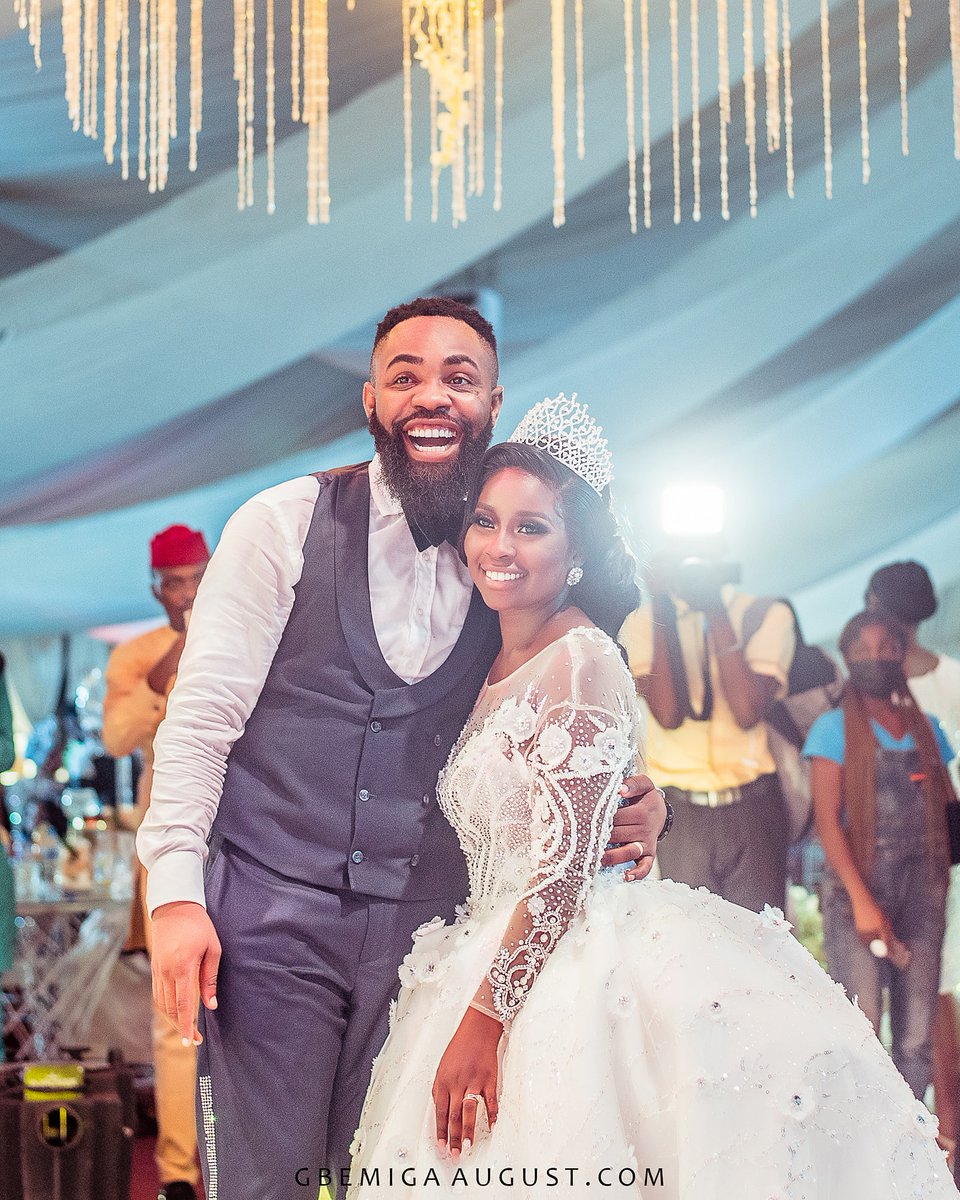 GbemigaAugust's tweet photo. #becomingthebayewus
#woliarole
#Woliaroleswedding
#pertinenceproperties
#gbemigaaugustbrand https://t.co/Kxx5NDWcVE