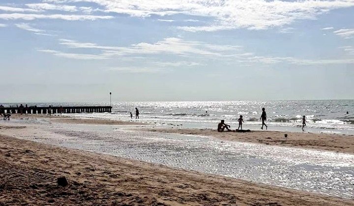 appuntidicarta's tweet photo. "Quando una spiaggia soffre di erosione, è un sintomo. La causa siamo noi."

#SandWar (@Edenliciacolo).

[📷 2019] https://t.co/fR3w7DMc1N
