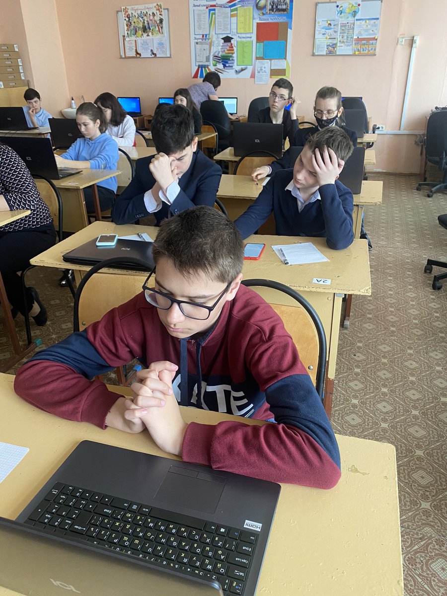 Именно сейчас учащиеся, родители, педагоги МБУ «Школа 86» принимают участие во Всероссийском космическом диктанте!  30 вопросов, охватывающих разные сферы космических знаний. Удачи всем!!!