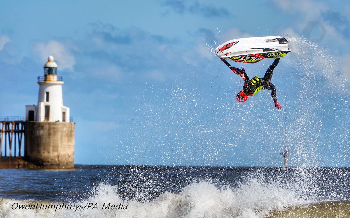 owenhumphreys1's tweet photo. Some different sport action freestyle jet skiers taking on the waves at Blyth in #northumberland #weather @PAImages @SonyUK https://t.co/nrNLNqMelc