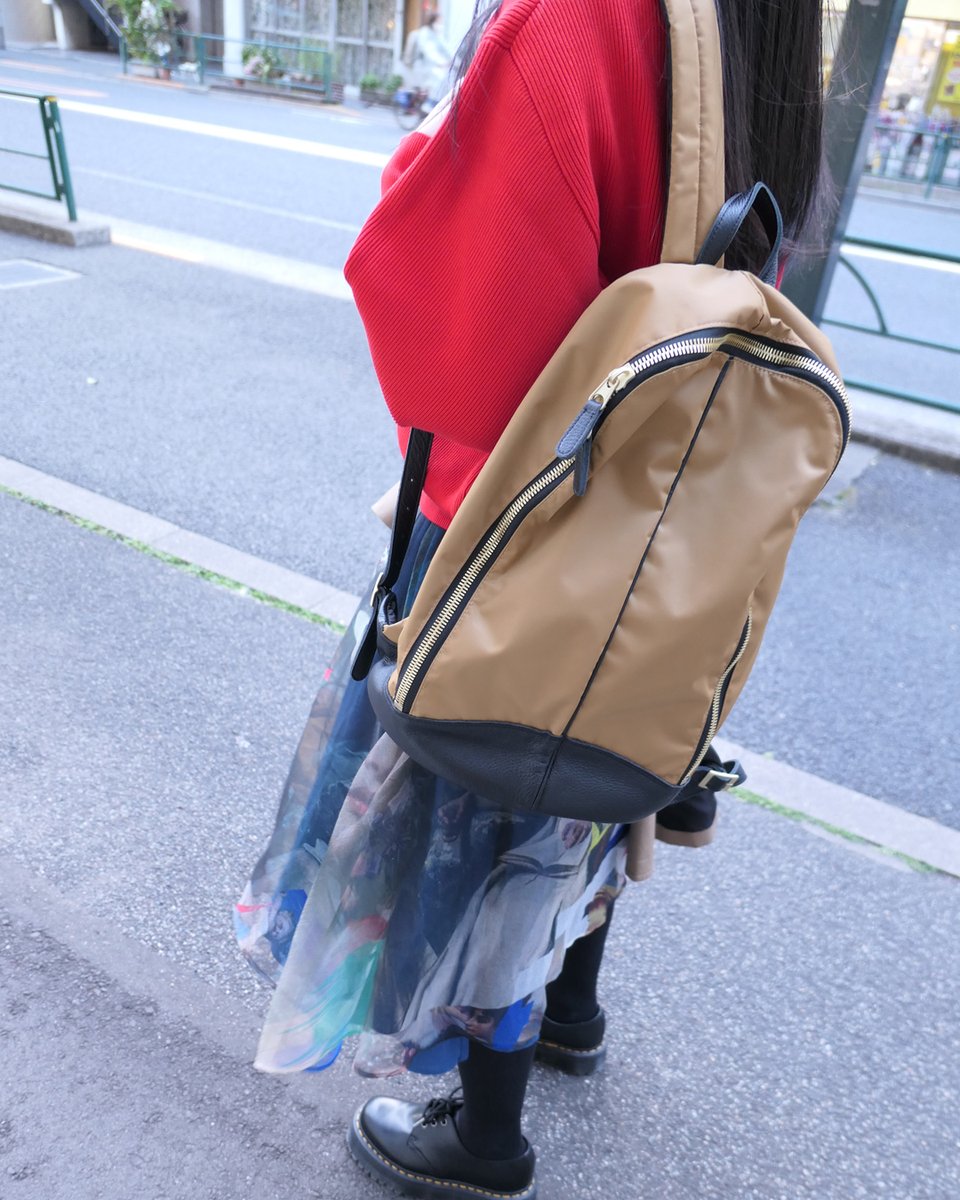 Goldandbouncy Pr Ampersandリュックサック黄土色コーデ Hykeのコート トップス シメオンのスカートと合わせてますん 黄土色 って別の表現ないのか と思って調べたら 英語で オーカー だそうで やっぱり黄土色のほうが馴染みあります Goldandbouncy Pr Ampersandリュックサック黄土色コーデ Hykeのコート トップス シメオンのスカートと合わせてますん 黄土色 って別の表現ないのか と思って調べたら 英語で オーカー だそうで やっぱり黄土色のほうが馴染みあります