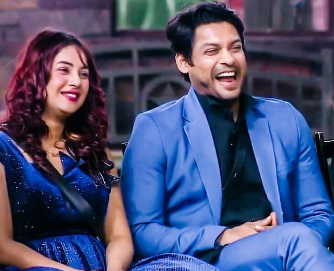 imketan101's tweet photo. SidNaaz fans are doing small activity to show their immense love towards their favourite SidNaaz!!
#DearSidNaaz #SidharthaShukla #ShehnaazGill #SidNaaz #Trending #Today #TrendList https://t.co/cRF8K76Ixi