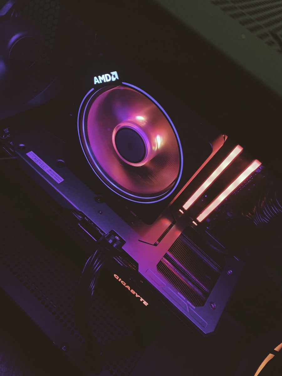 nikhildaimari's tweet photo. Finally, built my first workstation // 

For specs, visit the link below

https://t.co/KaGX8CDiQ6
#amd #custompc #pcgoals #ryzen @AMD @AMDGaming @GIGABYTEUSA @AorusOfficial @CORSAIR @NZXT @Seagate @ADATATechnology @CoolerMaster https://t.co/QN2LmE82Se