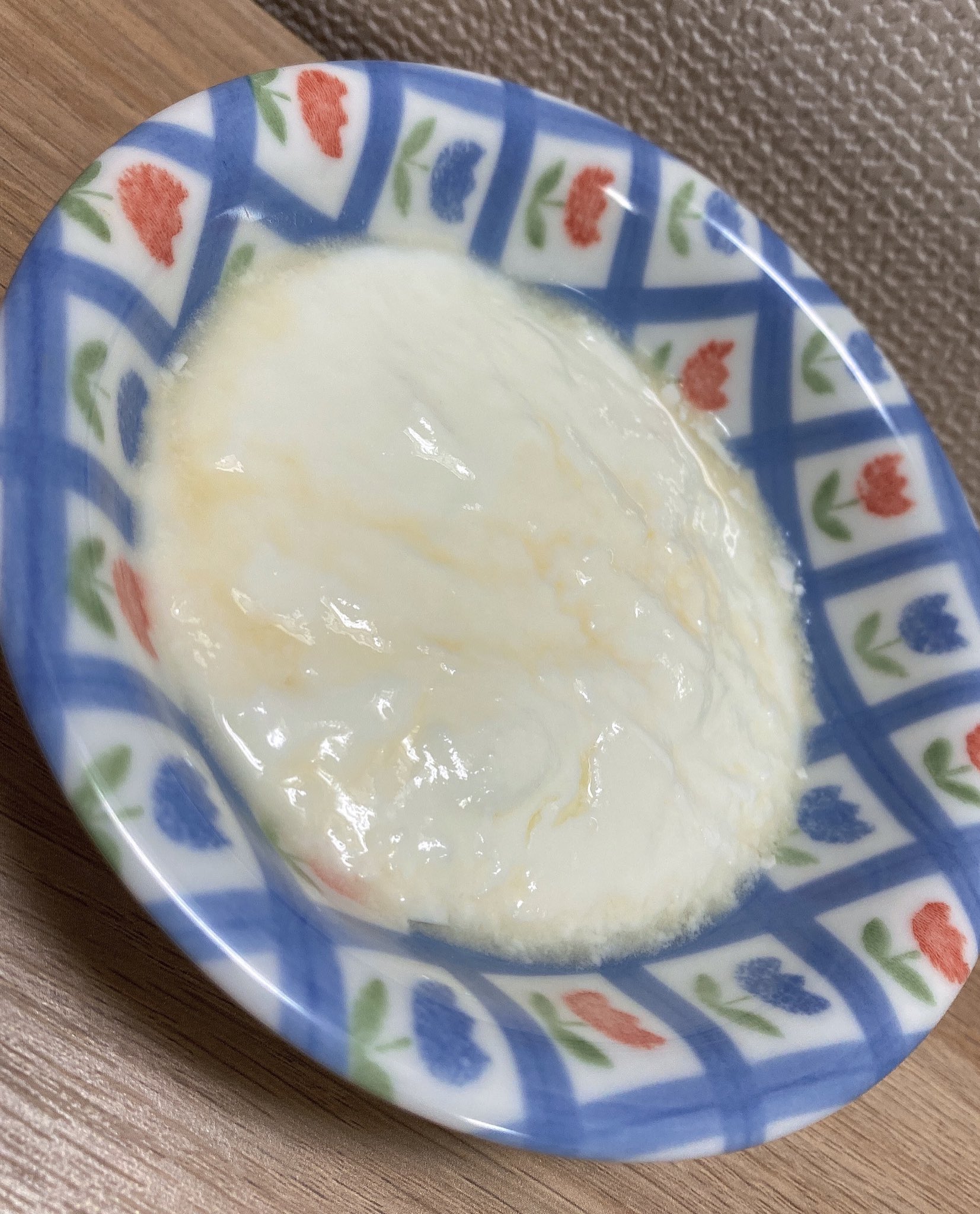 瀬戸啓太 とうとうヨーグルトまで作りました いつものりんご黒酢を入れて 健康的すぎる とても美味しくできました ミントとかのっけたら オシャレなんだろうけど そんなオシャレなものは 持ってなかったです笑 T Co Zq6tpllaf9 Twitter