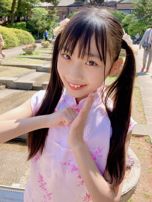 Twitterのコスプレ画像15