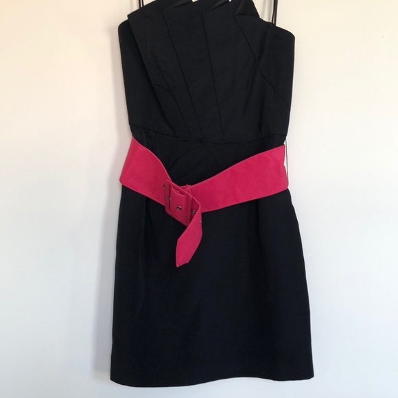 AnnNewt68328829's tweet photo. So good I had to share! Check out all the items I'm loving on @Poshmarkapp #poshmark #fashion #style #shopmycloset #stylestrategy #waynebywaynecooper #armanijeans: https://t.co/eQlWkdi7yl https://t.co/JMph4SNbiq