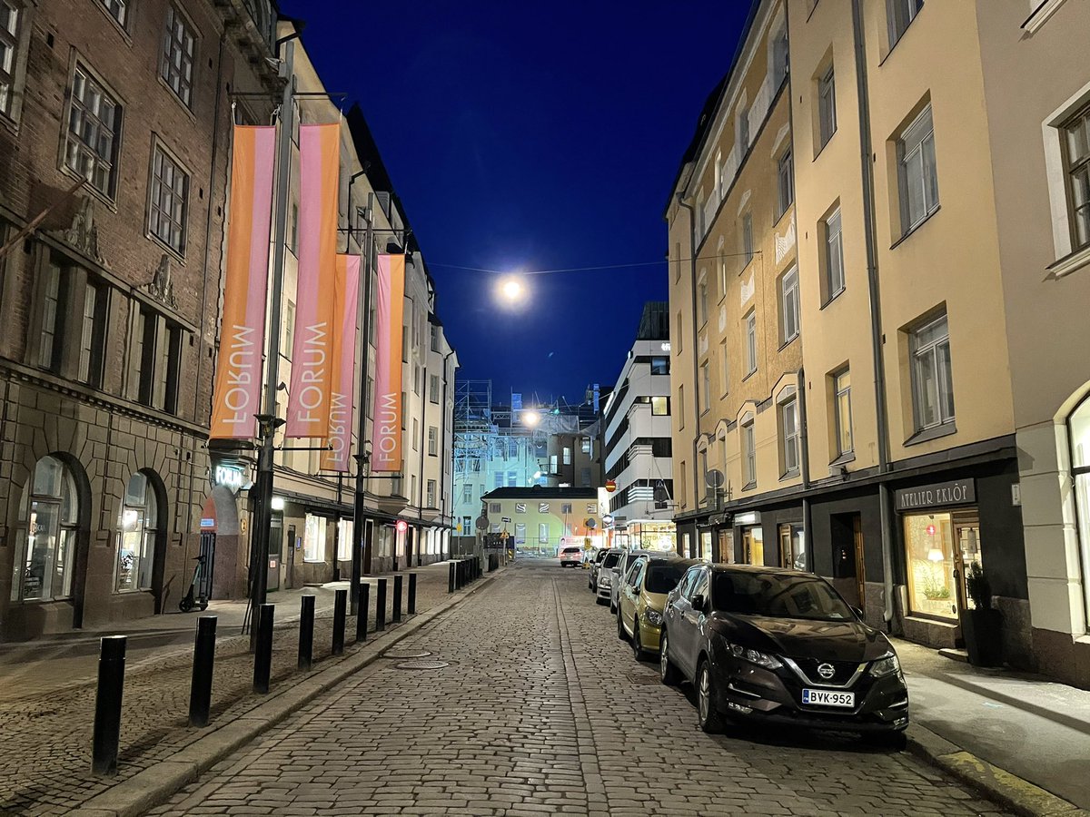 Usual Night in Helsinki, Finland https://t.co/hfHvBS1aYa