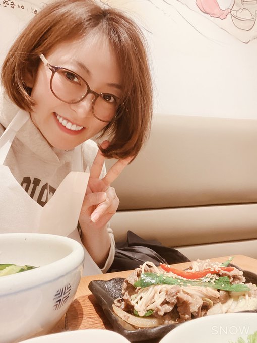 今日の東京もお天気ーっっ✨ そんなわけで銀座でメンテナンス‼ ディナーは 韓国🇰🇷料理だよん❣️このお店は毎月一回は来てるーっっ❤️お得意様です💕 https://t.co/Pa2JpYrj37