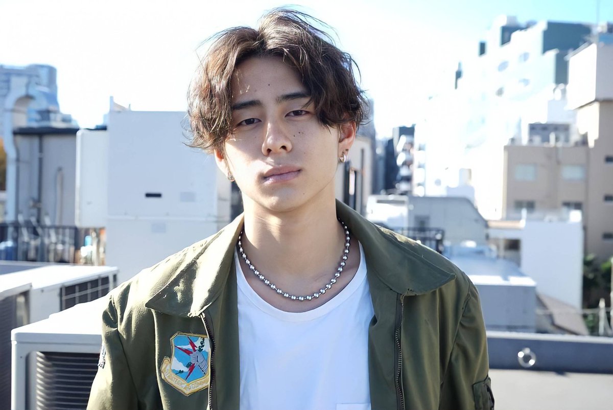 he is the brighest light #西洸人 🧀