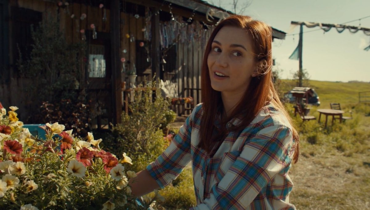 "Meh. What if we just didn't tell her?" #WynonnaEarp  #BringWynonnaHome