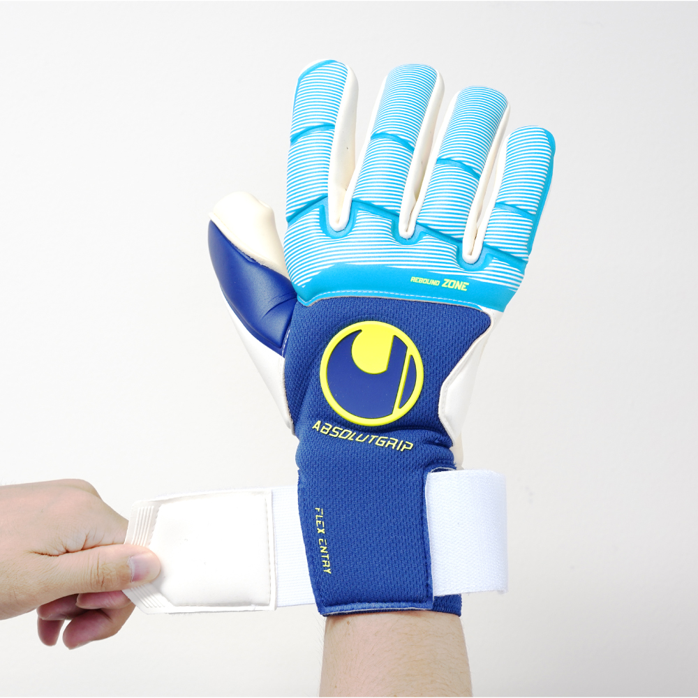 uhlsport_JP's tweet image. 【定番モデル⑤】
1011214（ウールシュポルト アブソルートグリップ タイト ハーフネガティブ）
¥11,550（税込）

『the 爽やかモデル』
色合いも爽やかだし、フィンガーカットもハーフネガティブよりもさらにタイトに。
タイトモデルをお探しの方はぜひ✊
#uhlsport #PUREFORCE #PUREFORCEを感じろ