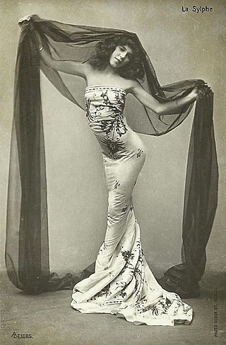Edith Lambelle Langerfeld (1883-1968), mostly known as La Sylphe, was an exotic American dancer who became a sensation while performing at the Folies Bergère in the 1890s.