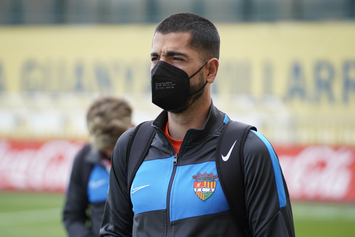 ⏳ #LaPrèvia L'equip ja és al Mini Estadi per al partit contra la <a href="/CanteraGrogueta/">Cantera Grogueta</a> 

#SomTricolors 🔵🟡🔴