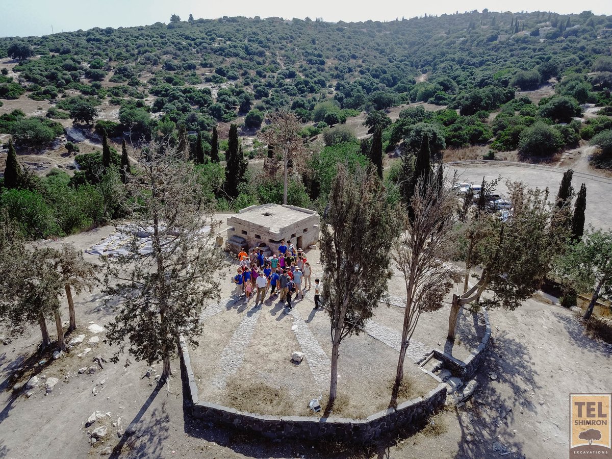 TelShimron's tweet photo. A look from above the top of the tell in 2017 - a lot has changed since then! We've began excavation across much of this area. #Israel #archaeology #FieldExcavation #JoinUs2021 https://t.co/HQVngyIcq3