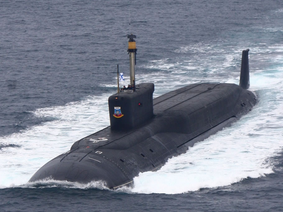 TRUFAULT's tweet photo. @marcosgonza543 @BaturrilloSUB No se si después de sacar el reactor, y limpiado de radiactividad se podría conservar....
De todos modos el acero se usará para producir algún que otro nuevo #BOREI, no?
Gracias a @CovertShores por su incansable y fabuloso trabajo sobre este tipo de ingenios, civiles y militares. https://t.co/hh2fmXamaL