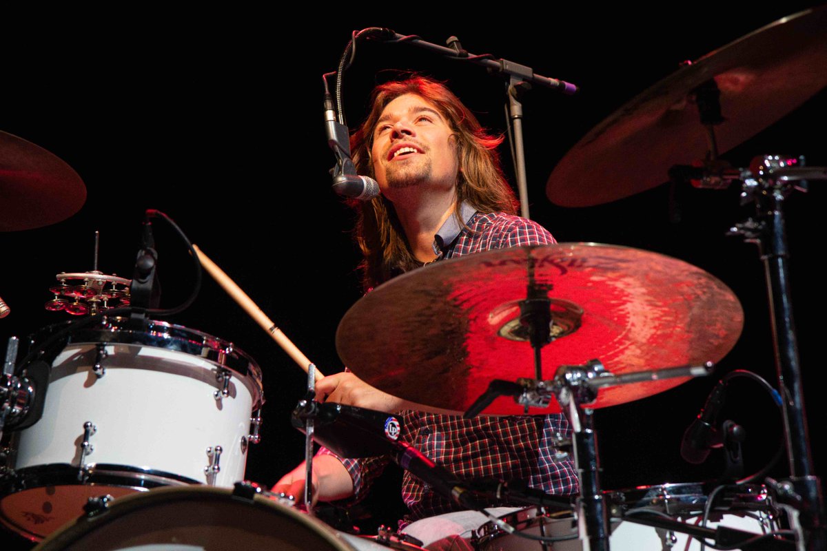 The wonderful <a href="/hansonmusic/">HANSON</a> playing London. You'll find these photos and more in A Snapshot in Music photobook now on kickstarter kck.st/3sdNlvl #hanson #kickstarter #livemusic #Londongigs