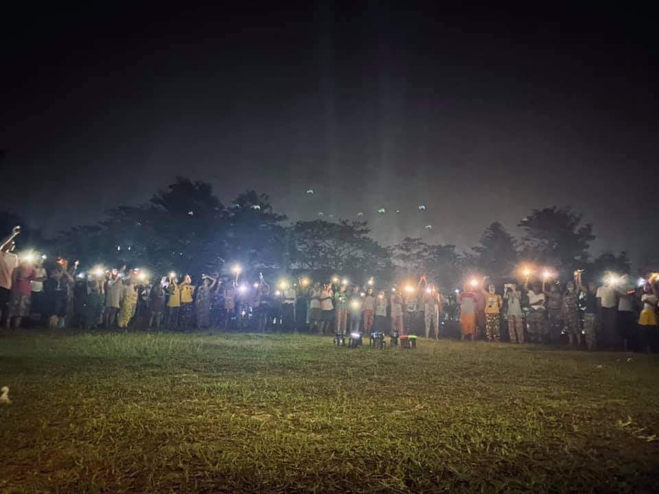 FLASHSTRIKE from Yangon! 

#WhatsHappeninglnMyanmar 
#April11Coup 
#SaveMyammar 
#WeNeedDemocracy