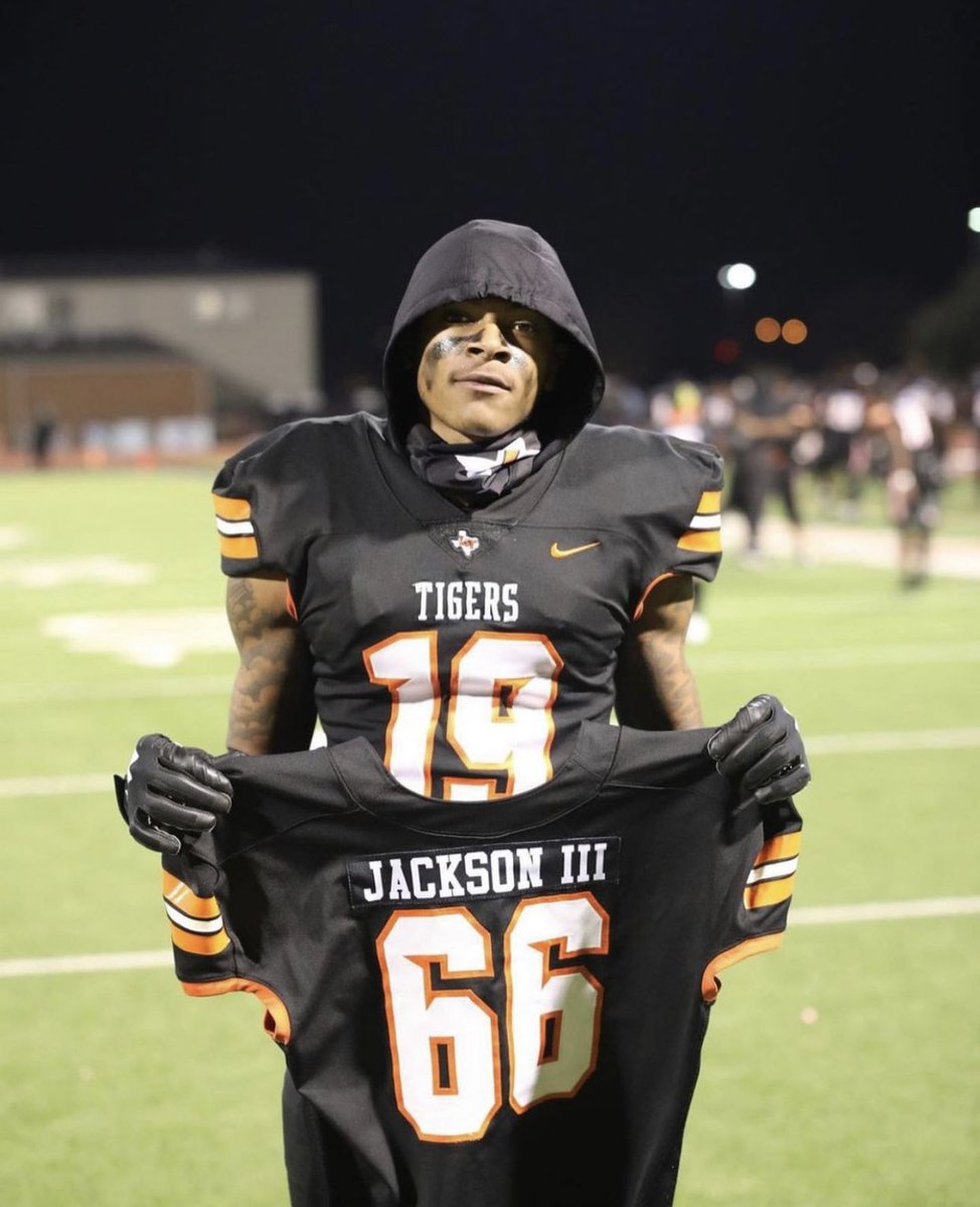 MommaHolly25's tweet photo. Wake me up this gotta be a dream 💔🥺 @TonyEvansJr1
This is a hard pill to swallow for us all... Keep the WEBO family in your prayers🧡🖤
Rest In Peace... Back Together Again
#LLTE & #LLEJ3 https://t.co/Yd07TE0Ybg